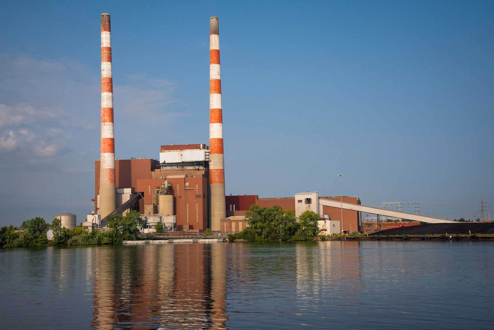 Detroit Edison, Detroit Edison asbestos exposure, utility worker asbestos risk, Michigan power plant mesothelioma, asbestos cancer claims, asbestos in energy sector, Detroit mesothelioma attorney